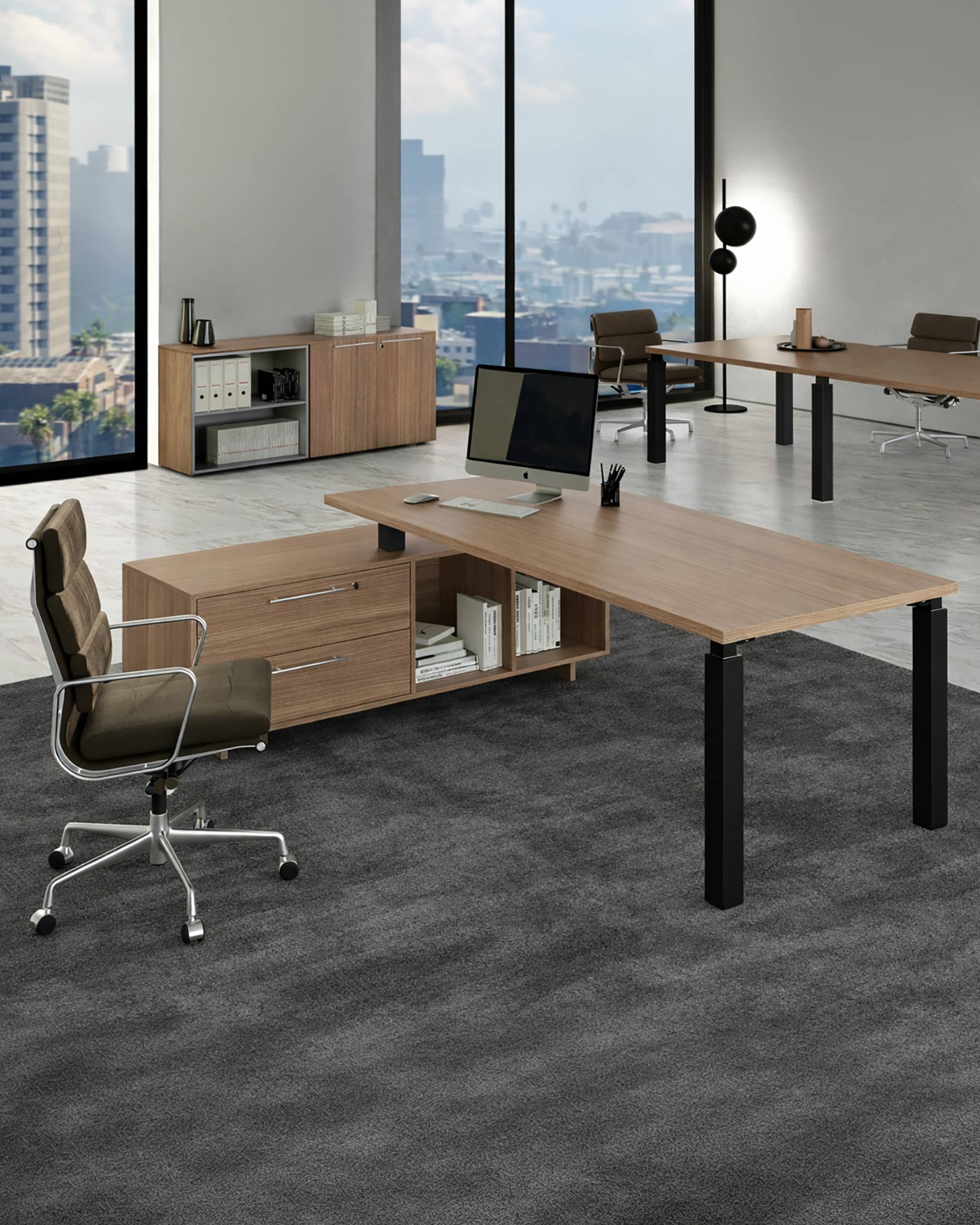 Bureau de direction Quatro sur console – Design italien & rangement intégré