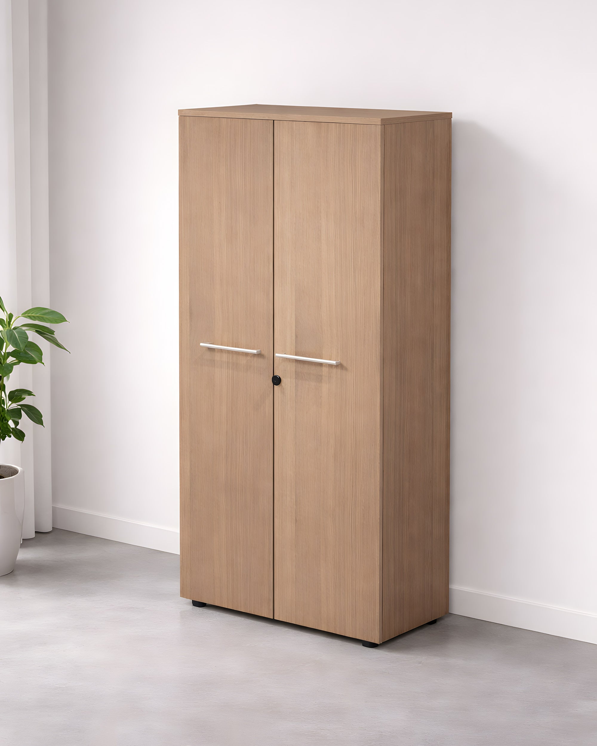 Armoire haute de bureau professionnelle Flora – Rangement bois à portes battantes