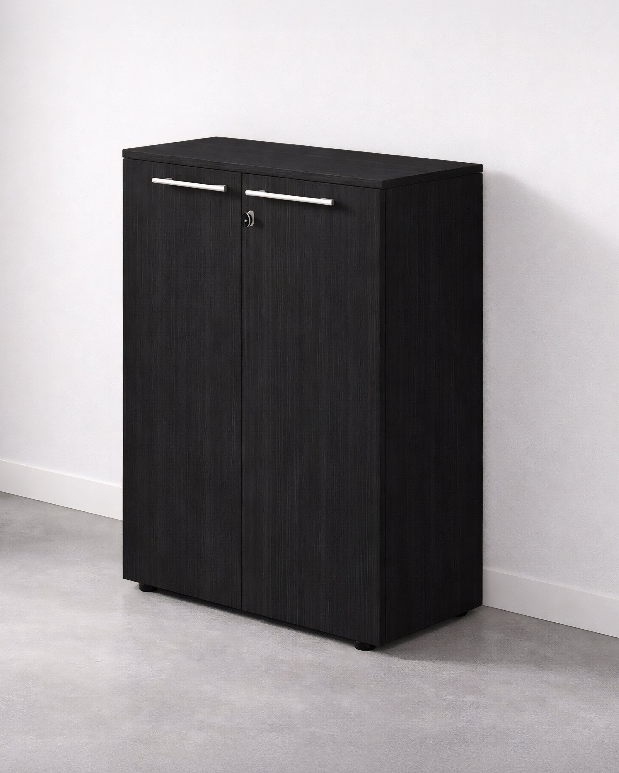 Armoire mi-haute de bureau professionnelle Flora – Rangement bois à portes battantes